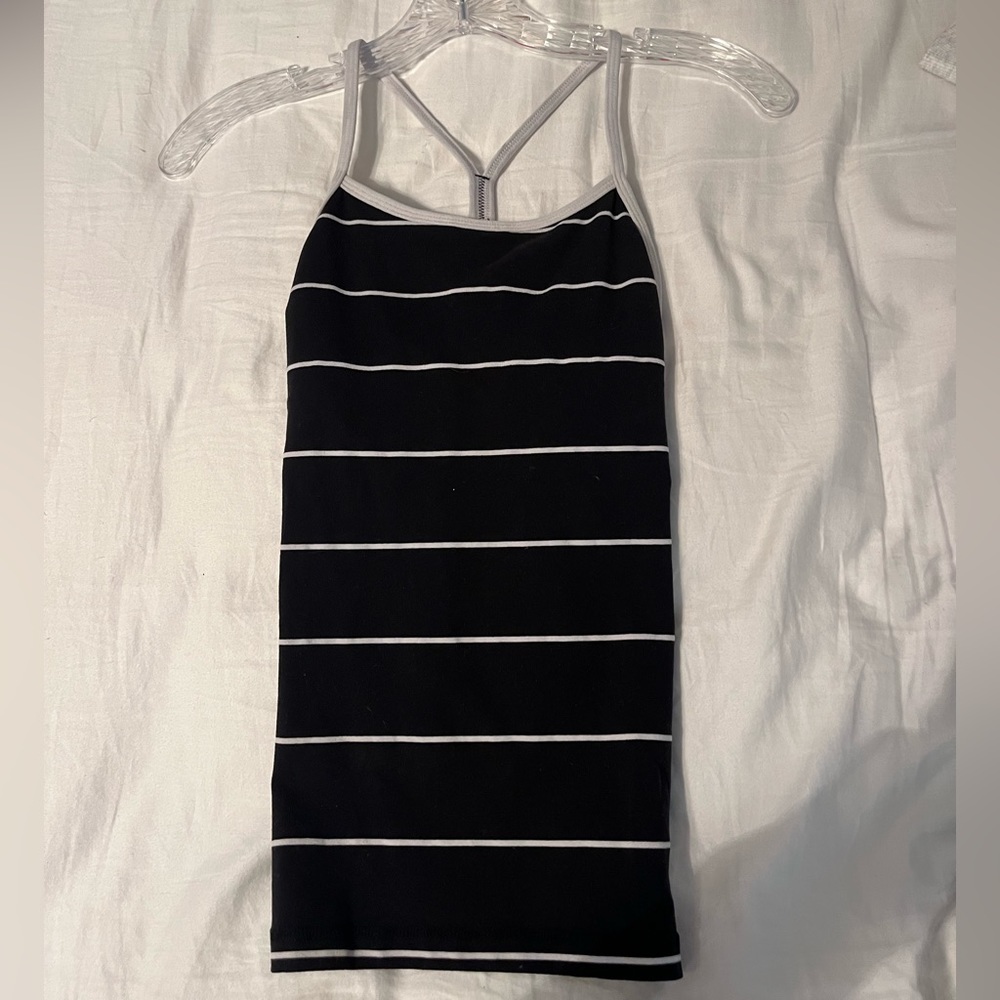 black and white lululemon tank size 2